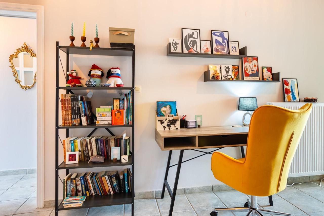 Jason City Escape - Cozy Urban Gem Kalamata Bagian luar foto