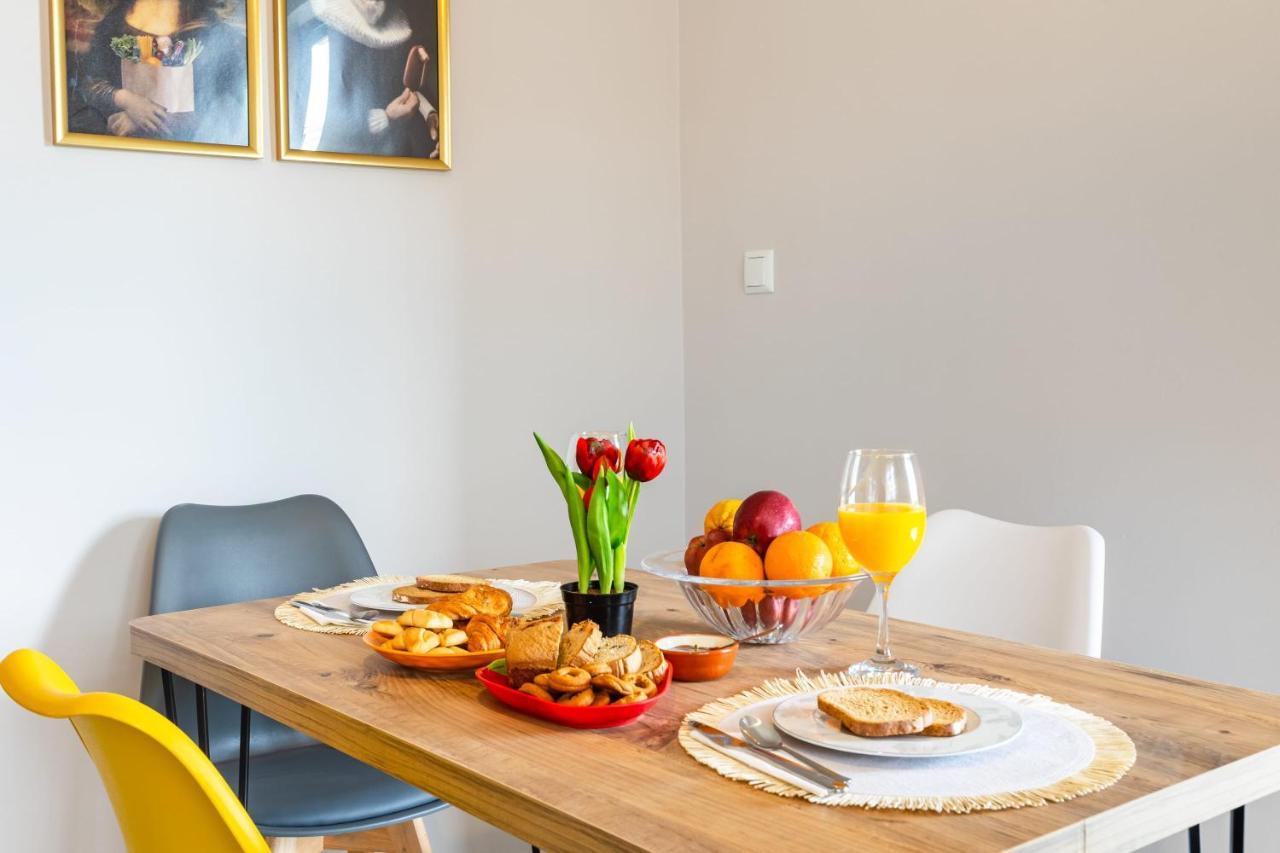 Jason City Escape - Cozy Urban Gem Kalamata Bagian luar foto